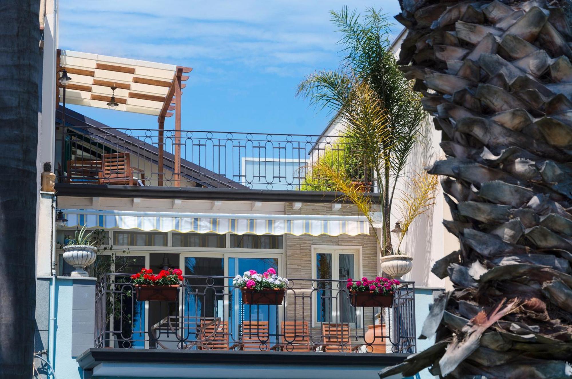 Вілла Casa Delle Zammare Fronte Mare Centro Storico Ріпосто Екстер'єр фото