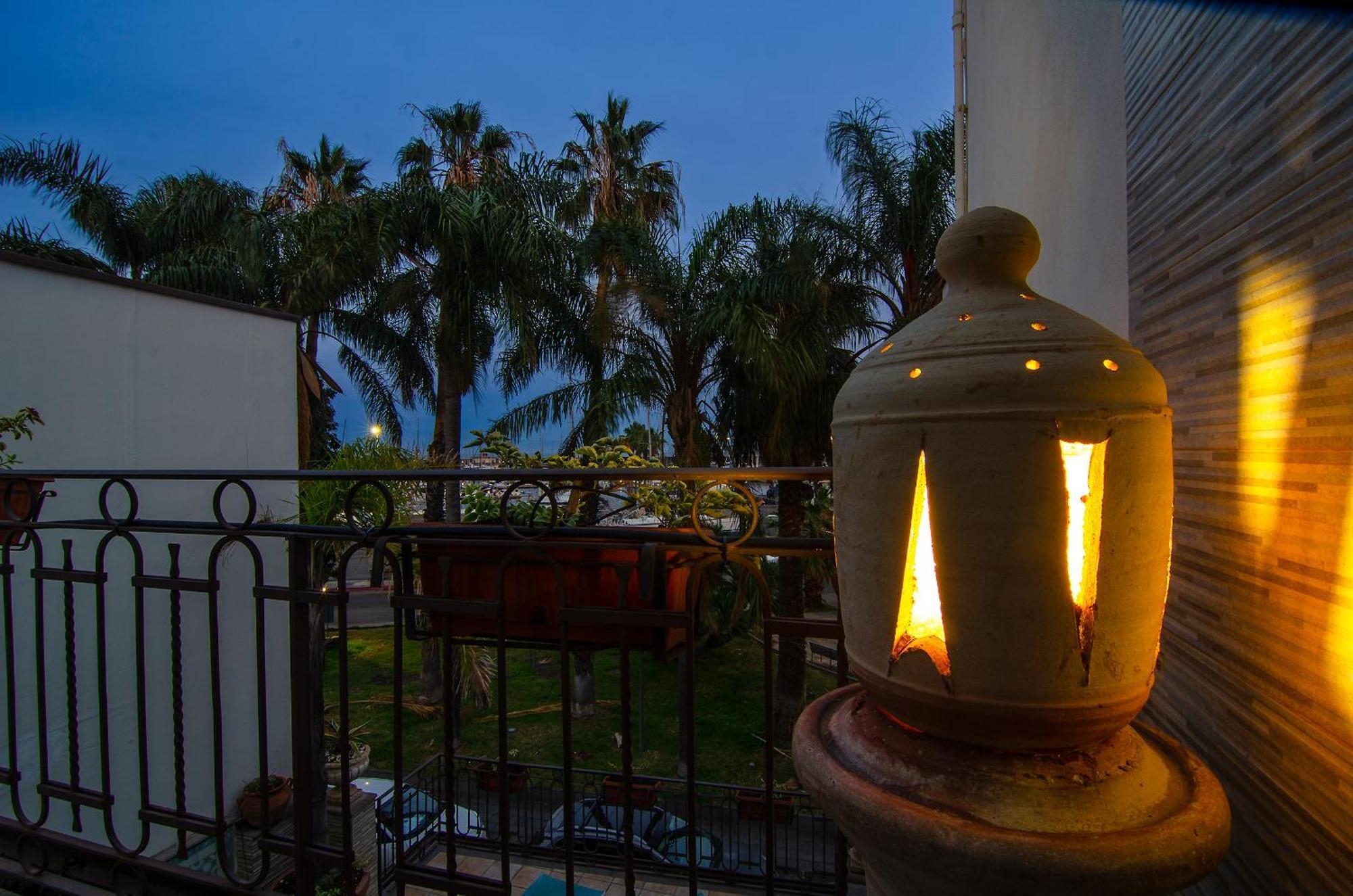 Вілла Casa Delle Zammare Fronte Mare Centro Storico Ріпосто Екстер'єр фото